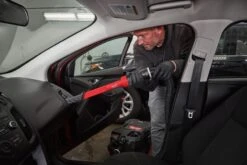 Milwaukee - AIR - TIP 3-in-1 Fugen- Und Bürstenaufsatz(AT-2) (4932498011) -Werkzeugverkaufsgeschäft milwaukee air tip 3 in 1 fugen und buerstenaufsatz at 2 49324980115