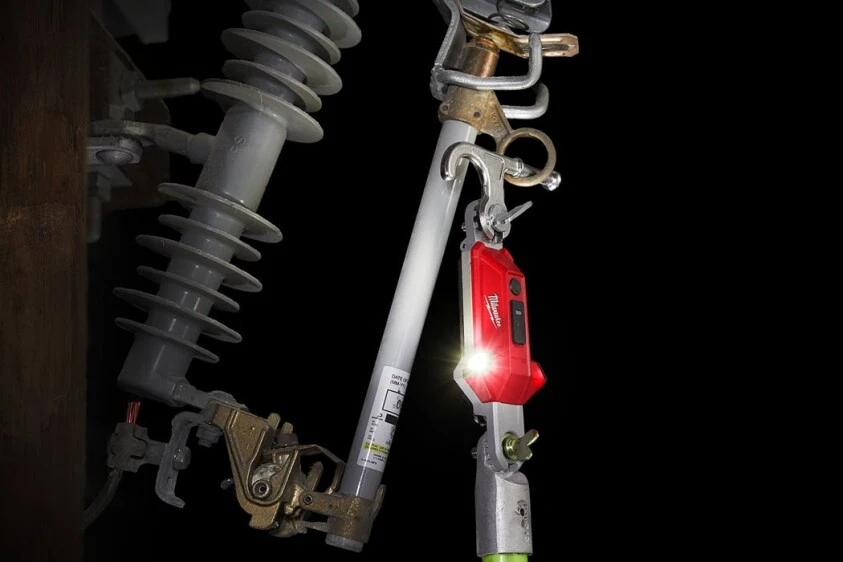 Milwaukee - Akkuleuchte Für Hochspannung (L4 HSL-301) (4933493968) 3 Milwaukee - Akkuleuchte Für Hochspannung (L4 HSL-301) (4933493968) – Bild 3