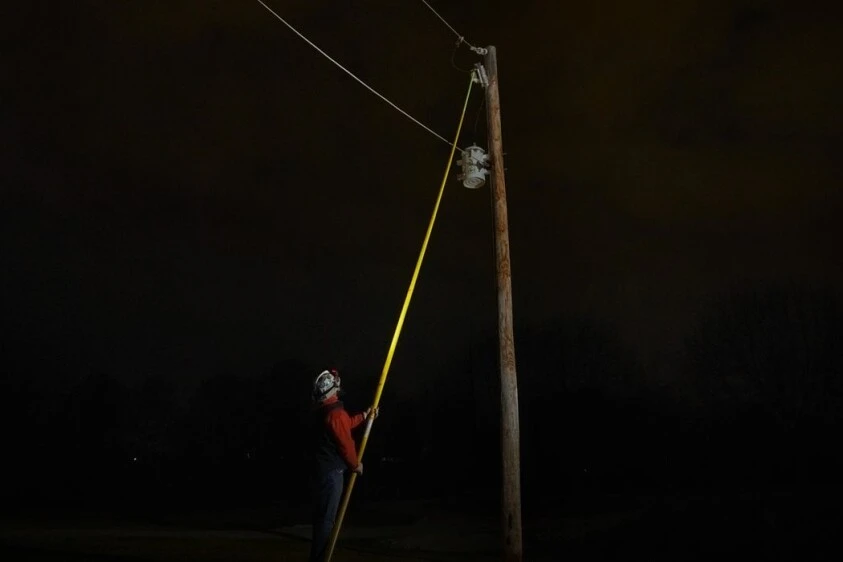 Milwaukee - Akkuleuchte Für Hochspannung (L4 HSL-301) (4933493968) 5 Milwaukee - Akkuleuchte Für Hochspannung (L4 HSL-301) (4933493968) – Bild 5