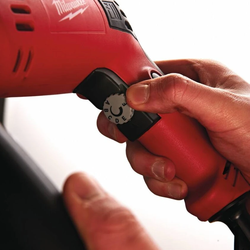 Milwaukee - Bohrmaschine (DE 13 RP) (4933409194) 4 Milwaukee - Bohrmaschine (DE 13 RP) (4933409194) – Bild 4