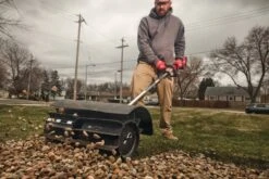 Milwaukee - FUEL Kehrwalzen-Aufsatz (M18 FOPH-RBA) (4932479984) -Werkzeugverkaufsgeschäft milwaukee fuel kehrwalzen aufsatz m18 foph rba 49324799845