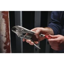 Milwaukee - Gripzange TORQUE LOCK Mit Gebogenen Backen 250mm (4932471725) -Werkzeugverkaufsgeschäft milwaukee gripzange torque lock mit gebogenen backen 250mm 49324717252