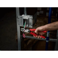 Milwaukee - Heavy Duty Linemans Plier Kabelzange (48226100) -Werkzeugverkaufsgeschäft milwaukee heavy duty linemans plier kabelzange 482261002