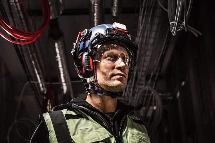 Milwaukee Kapselgehörschutz SNR 33dB Für Bolt Helm (4932478877) 1 Milwaukee Kapselgehörschutz SNR 33dB Für Bolt Helm (4932478877)