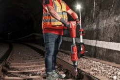 Milwaukee - M18 Akku - Vertikaler Schlagschrauber 1" Vierkant (M18 FHIWF1R) 14 Milwaukee - M18 Akku - Vertikaler Schlagschrauber 1" Vierkant (M18 FHIWF1R) -Werkzeugverkaufsgeschäft milwaukee m18 akku vertikaler schlagschrauber 1 vierkant m18 fhiwf1r7