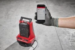 Milwaukee - MX FUEL Schnellladegerät (MXFSC) (4932492848) -Werkzeugverkaufsgeschäft milwaukee mx fuel schnellladegeraet mxfsc 49324928484