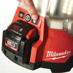 Milwaukee - ONE-KEY Akku-LED-Strahler Ohne Akku (M18 ONESLSP-0) (4933459155) -Werkzeugverkaufsgeschäft milwaukee one key akku led strahler ohne akku m18 oneslsp 0 49334591558