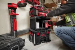 Milwaukee - PACKOUT Koffer Mit Frontklappe (4932480623) -Werkzeugverkaufsgeschäft milwaukee packout koffer mit frontklappe 49324806234