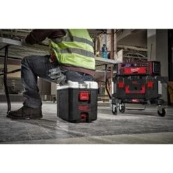 Milwaukee - PACKOUT Kühlbox (4932471722) -Werkzeugverkaufsgeschäft milwaukee packout kuehlbox 49324717227