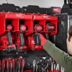 Milwaukee - Packout Wandhalterung Für Akkuschrauber & Schlagschrauber (4932480712) -Werkzeugverkaufsgeschäft milwaukee packout wandhalterung fuer akkuschrauber schlagschrauber 49324807125