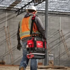 Milwaukee - PACKOUT Werkzeugtasche 38cm, Geschlossen (4932493623) -Werkzeugverkaufsgeschäft milwaukee packout werkzeugtasche 38cm geschlossen 49324936232