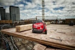 Milwaukee - Premium-Bandmaß 33 Mm Breites Band, Nicht Magnetisch -Werkzeugverkaufsgeschäft milwaukee premium bandmass 33 mm breites band nicht magnetisch2