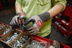 Milwaukee - Schnittschutzhandschuhe HI-DEX Klasse D -Werkzeugverkaufsgeschäft milwaukee schnittschutzhandschuhe hi dex klasse d3
