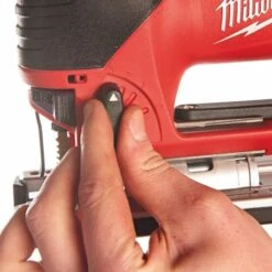 Milwaukee - Stichsäge (JS 120 X) (4933381680) -Werkzeugverkaufsgeschäft milwaukee stichsaege js 120 x 49333816805