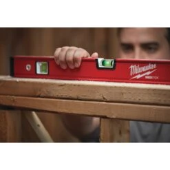Milwaukee - Wasserwaage REDSTICK Compact40cm Magnetisch -Werkzeugverkaufsgeschäft milwaukee wasserwaage redstick compact 40cm magnetisch3