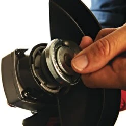 Milwaukee - Winkelschleifer 150mm (AGV 17-150 XC/DMS) (4933432250) 9 Milwaukee - Winkelschleifer 150mm (AGV 17-150 XC/DMS) (4933432250) -Werkzeugverkaufsgeschäft milwaukee winkelschleifer 150mm agv 17 150 xc dms 49334322502